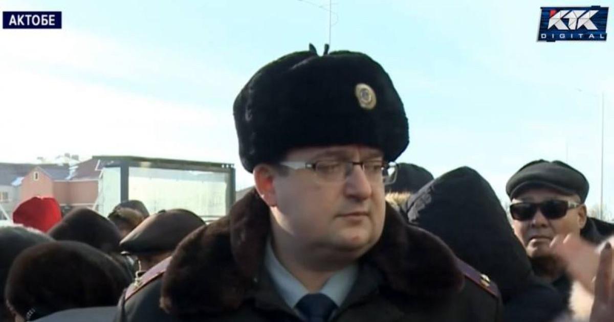 Ақтөбеде жоғары шенді полицей ұсталды