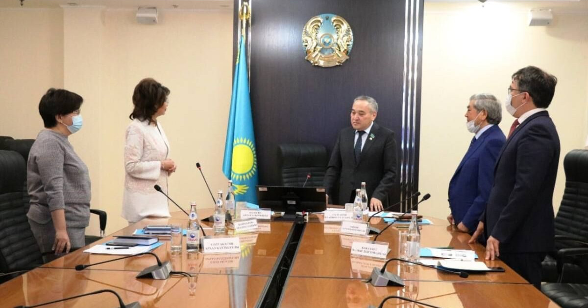 Дархан Мыңбай Ақпарат және қоғамдық даму саласындағы қоғамдық кеңестің төрағасы болып сайланды