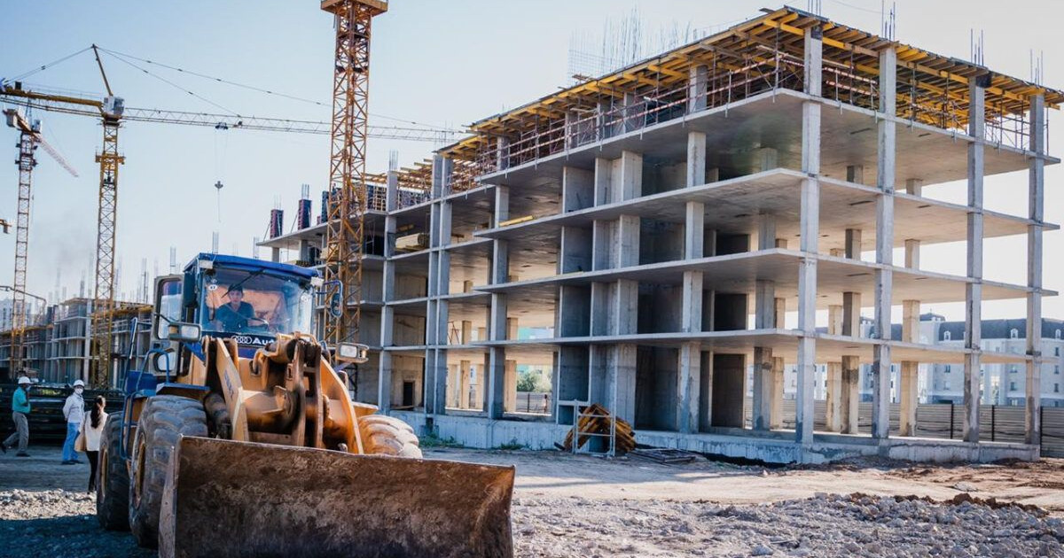 Жұмысшылары вакцина ектірмесе, құрылыс жұмыстары тоқтатылады