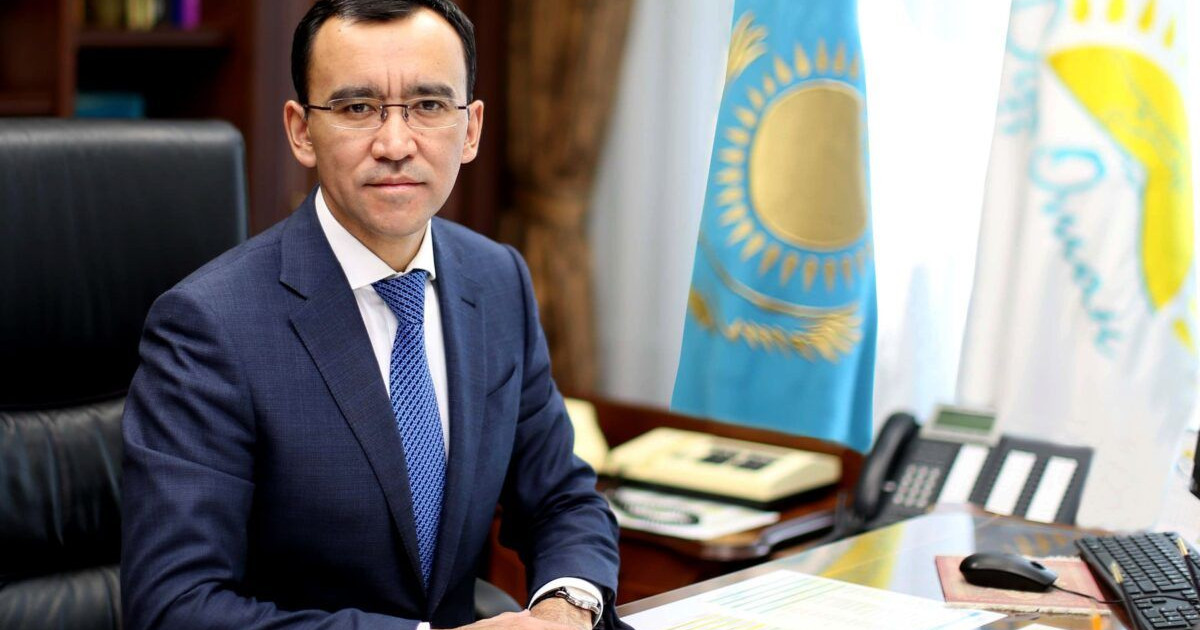 Мәулен ӘШІМБАЕВ: Тұңғыш Президентіміздің туған күні мен қала күнін қатар атап өтудің символикалық мәні зор