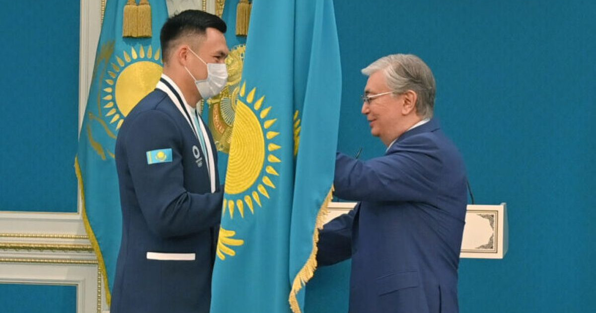 Президент Олимпиадаға қатысушыларға Туды табыс етті