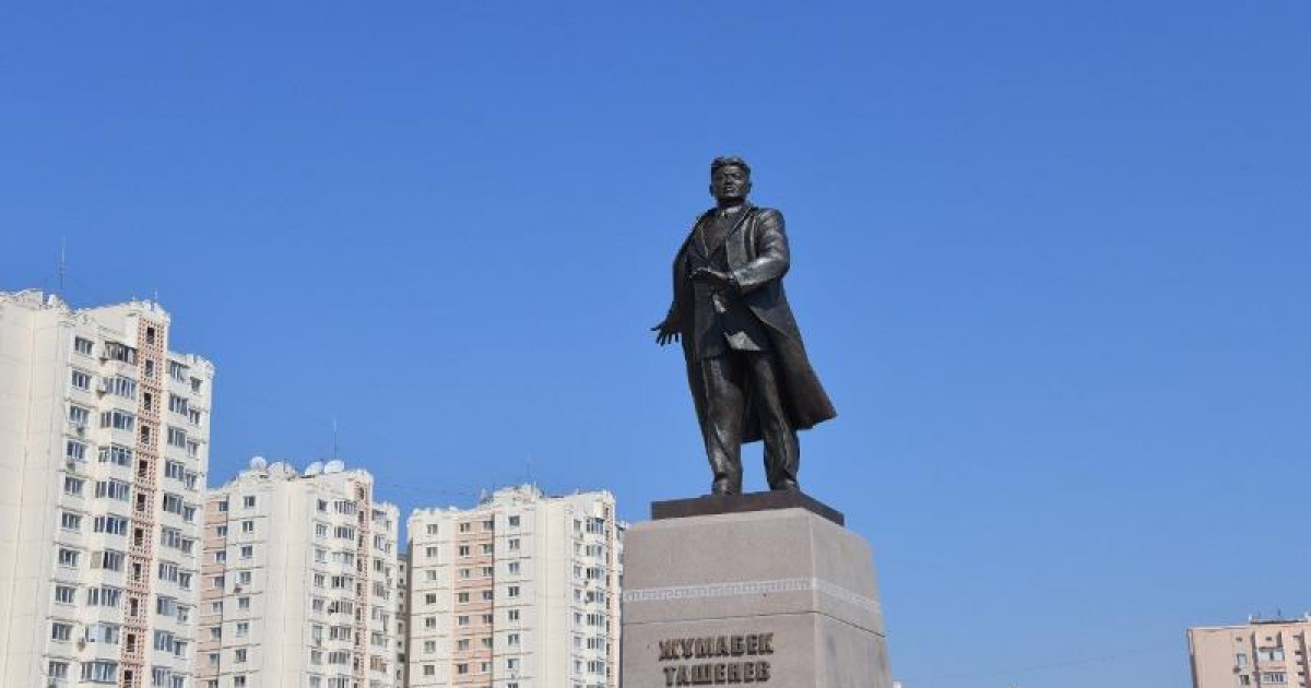 Нұр-Сұлтанда Жұмабек Ташеневке ескерткіш қойылды