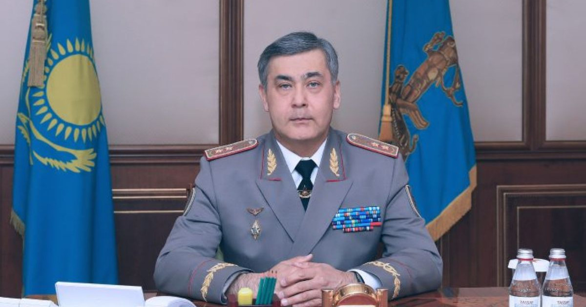 Қорғаныс министрі: Отставкаға кетуді сұраймын!
