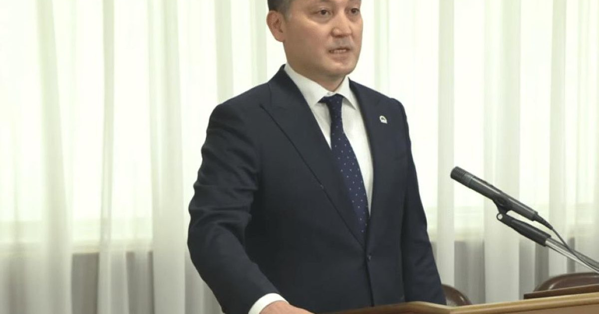 Жаңа министр халыққа қызмет етуге ант берді