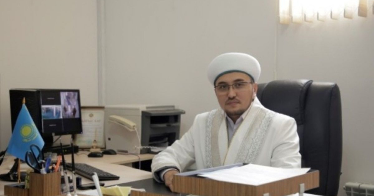 Атыраудың бас имамы мешітке тиесілі 4 көлікті сатып жібергені жайлы ақпарат таратқандар іздестіріліп жатыр