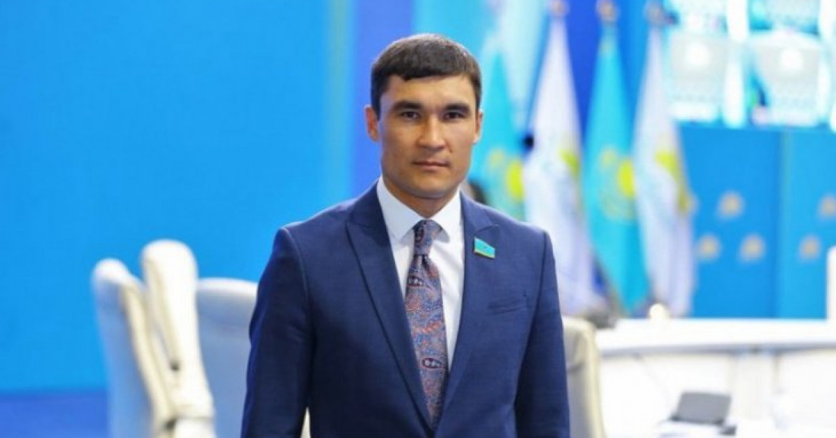 Мемлекеттік қызметтен кеткен Серік Сәпиев мәлімдеме жасады