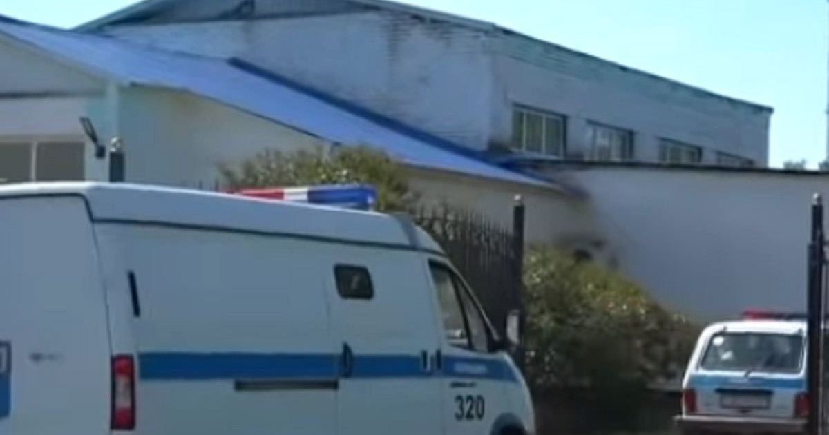 БҚО-да полицейге қойшыны соққыға жығып, 50 бас мал ұрлады деген айып тағылды