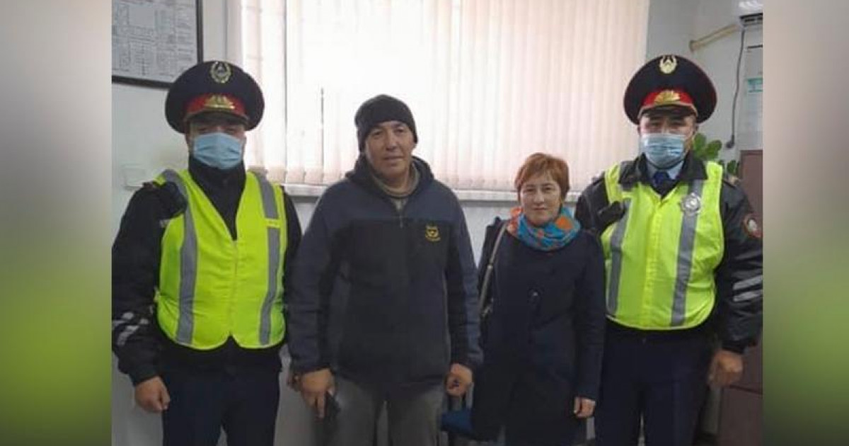 Қостанай тұрғыны ішінде миллион теңгесі бар сөмкесін автобуста қалдырып кеткен
