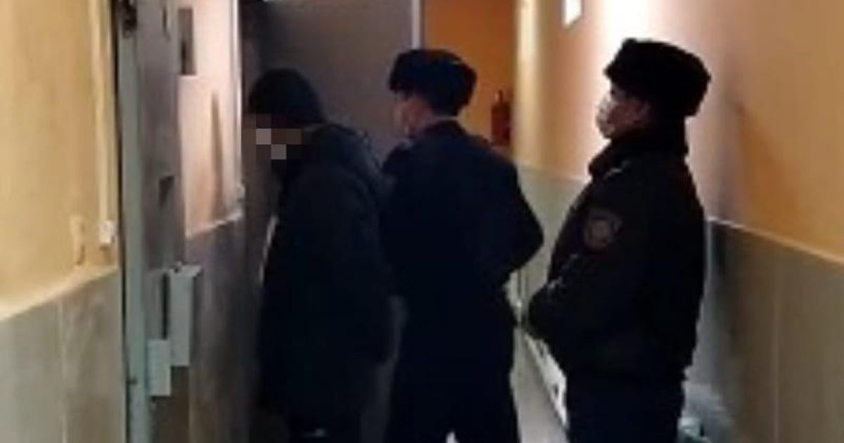 Сыбайластарымен бірге 35 млн теңге жымқырған пошта қызметкері ұсталды
