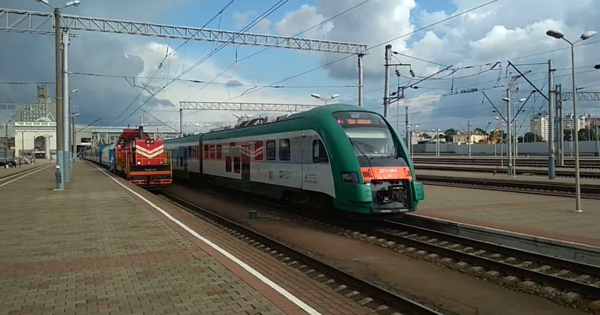 Пойыздың үстінде видео түсірмек болған 2 бала көз жұмды