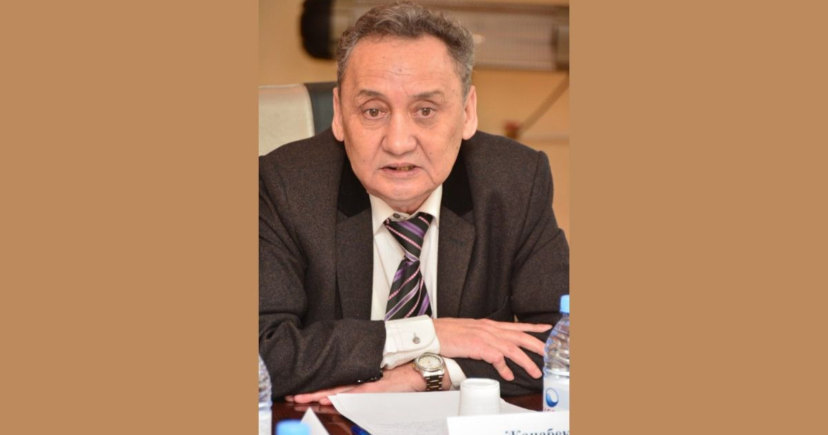 Жаңабек ШАҒАТАЙ: Қазір әдебиетке қызығушылық бәсеңдеген шақ