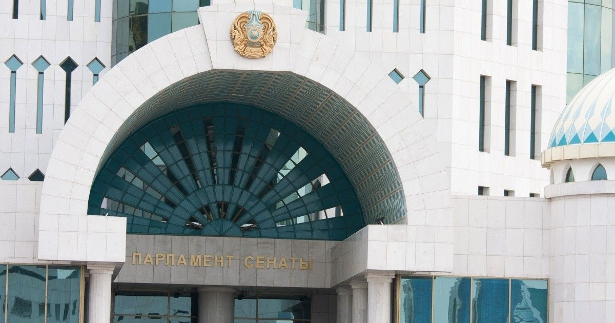 Күрішбаев Аяз ата болып, Нүкетаева қазы аспақ: сенаторлар демалысқа кетті