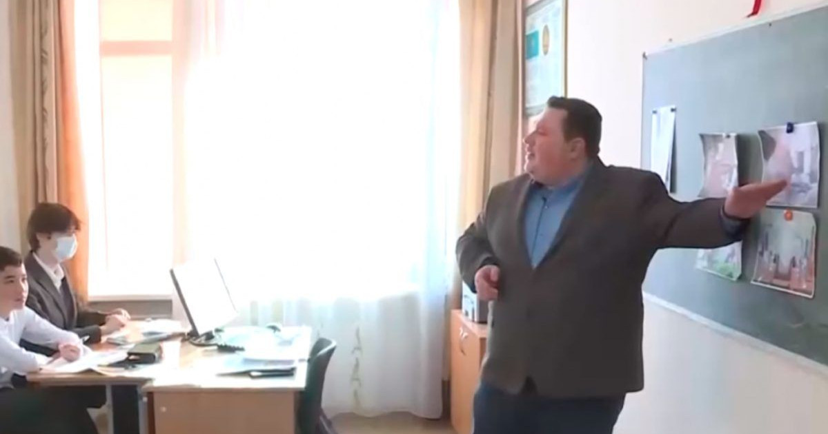 Украин мұғалімі қазақ тілінен сабақ беріп жүр