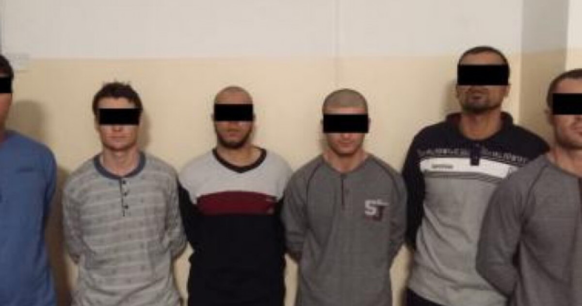 Содырлар сақалын қырып, киімдерін ауыстырып алған