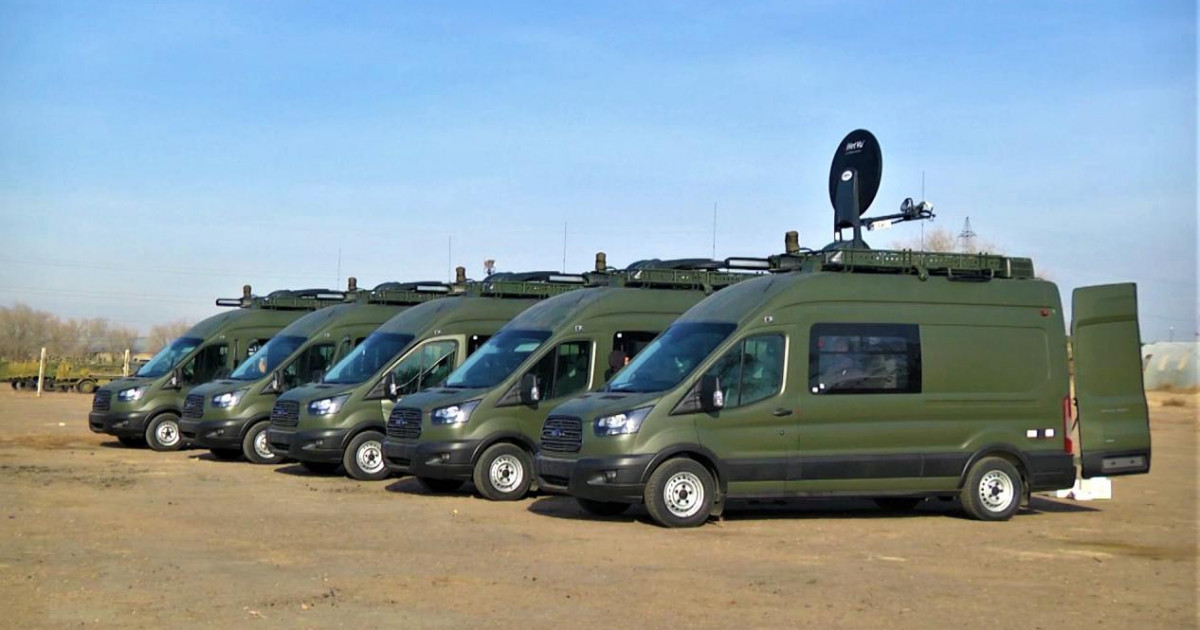 Қазақстан әскеріне жаңа үлгідегі арнайы техникалар берілді