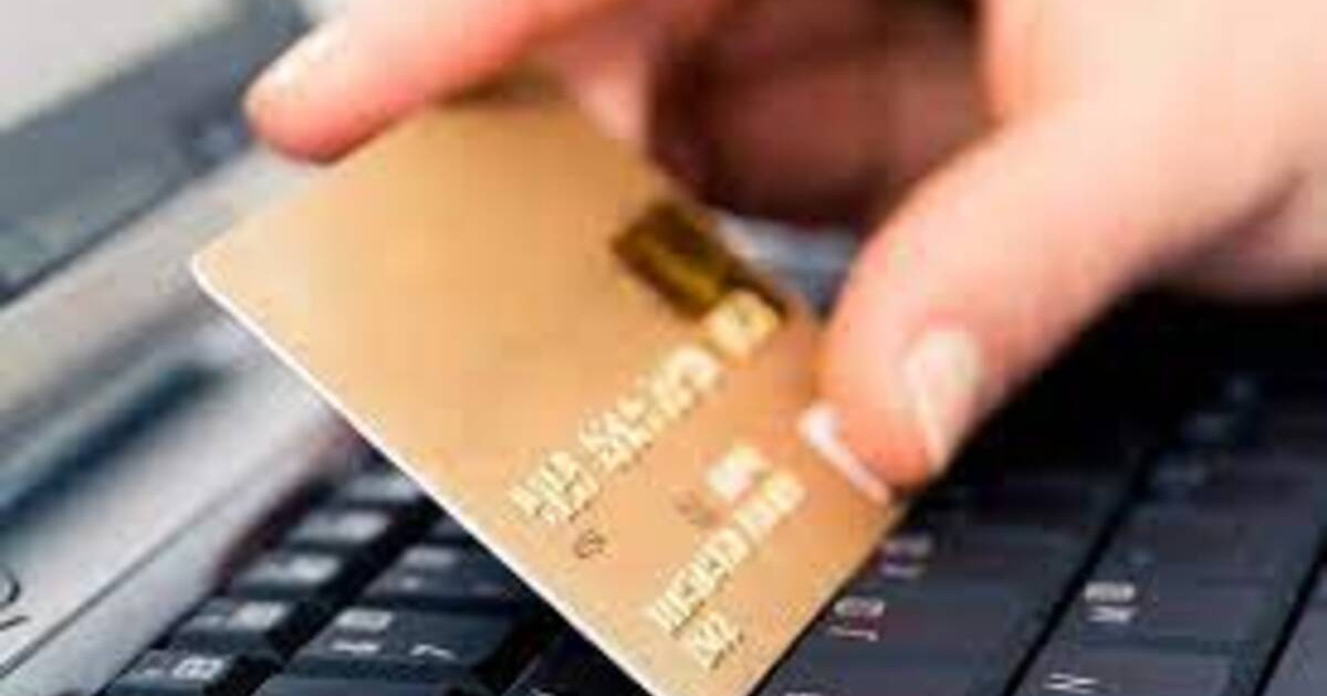 Бөтен картаға 1 млн теңге аударған әйел ақшасын қайтара алмай жүр