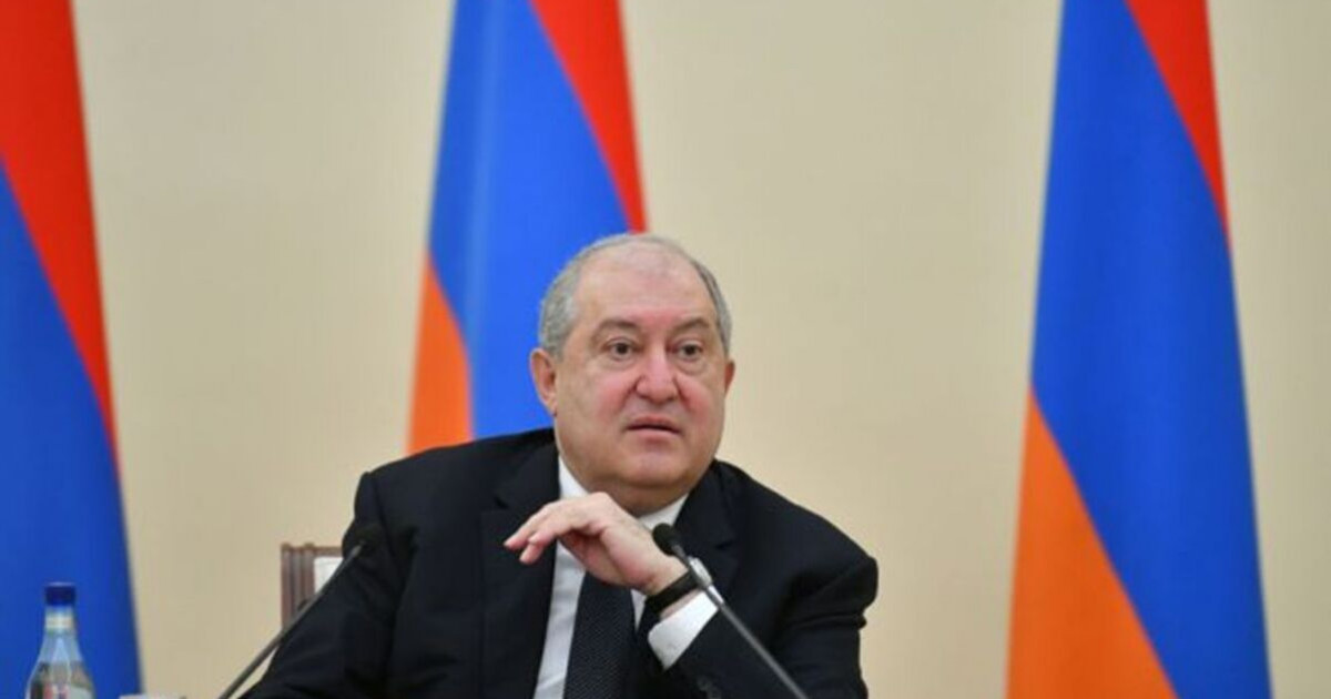 Армения Президенті отставкаға кетті