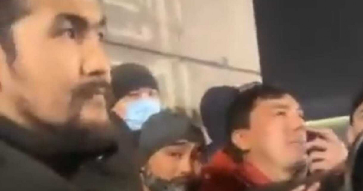 Заңгер «Такбир», «Аллаһу Акбар» деп ұрандатқан Қайрат Құдайбергенге шүйлікті (ВИДЕО)