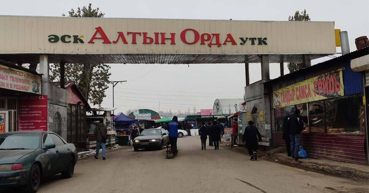 «Тек бастықтардың етін сатамыз»: «Алтын Орда» базарында әлі тәртіп жоқ