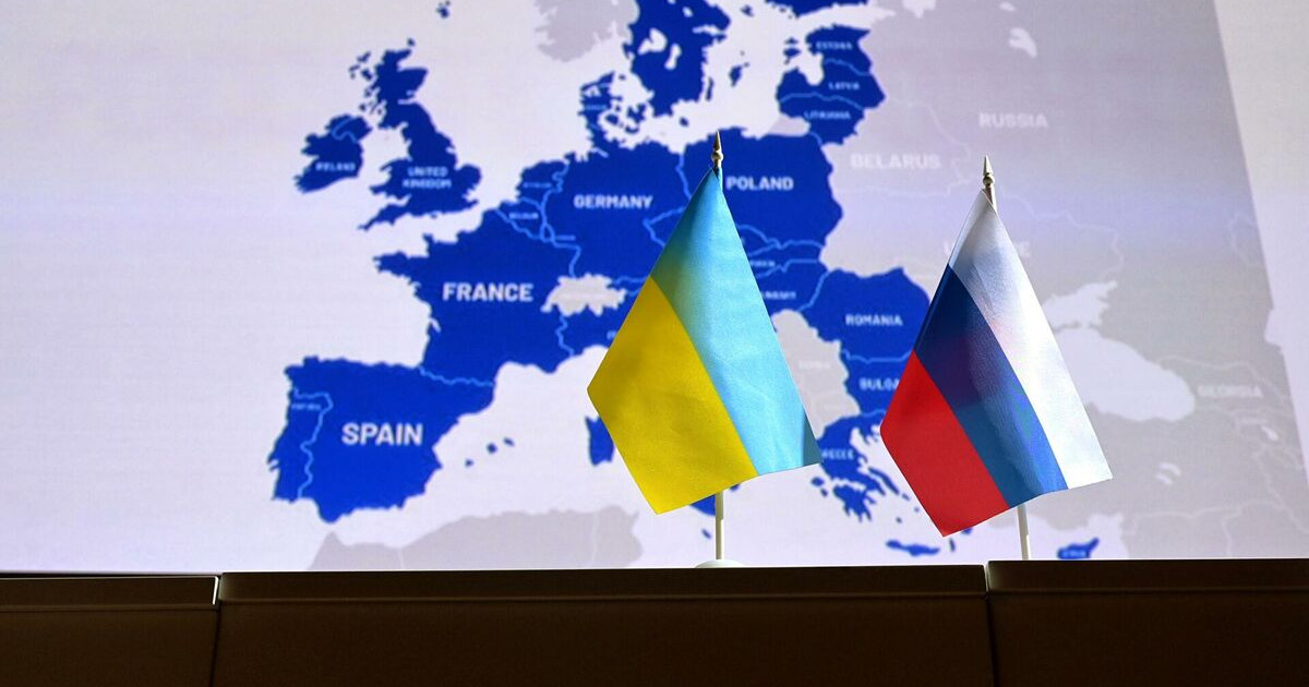 Украиналық делегация Ресеймен келіссөз жүргізу үшін Беларуське келді