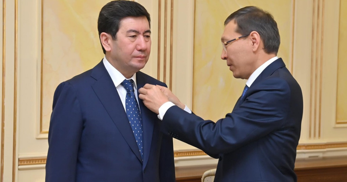 Ерлан Қошанов Мәжіліс төрағасы болып тағайындалды