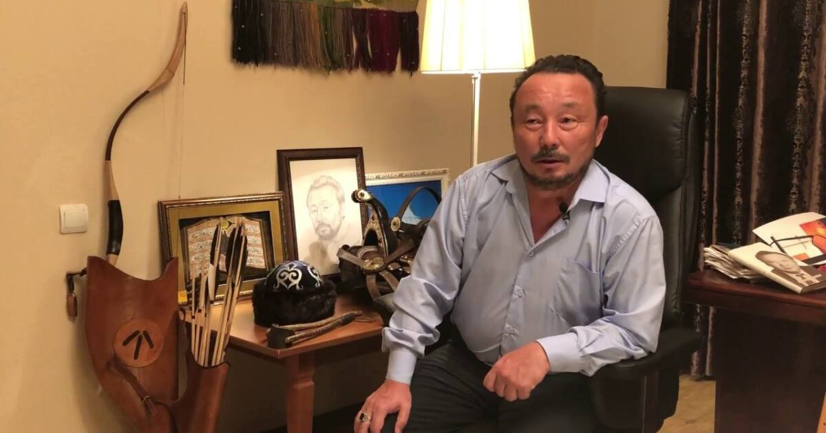 Ақын Светқали Нұржан өзін теріс діни ағымда деп ойлап жүргендерге жауап қатты