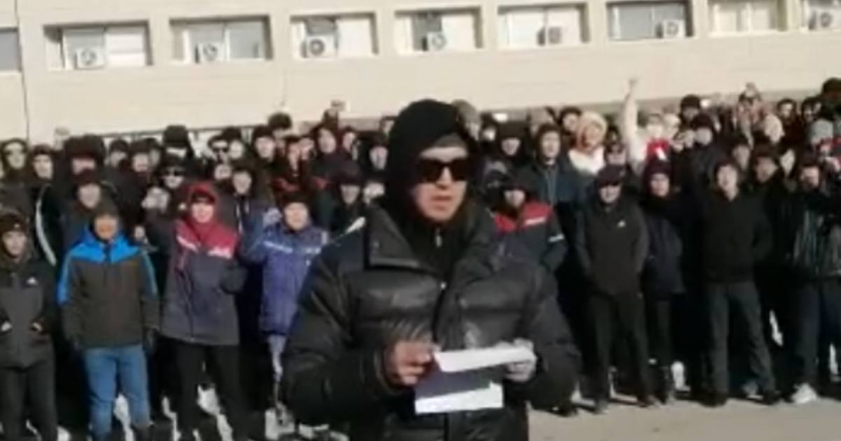 Жаңаөзеннің жұмыссыз тұрғындары билікке сенімсіздік білдірді