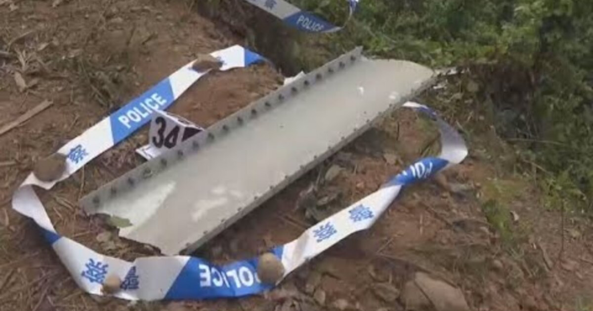 Қытайдағы ұшақ құлаған ауданда бірде-бір адамның мәйіті табылмады (ВИДЕО)