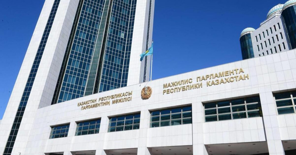 «Президент Жарлығы мемлекеттік аппараттың тиімді жұмыс істеуіне ықпал етеді» - депутат