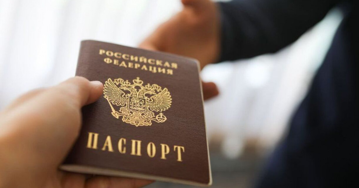 Ресей азаматтығын алған қазақстандық елден қуылды