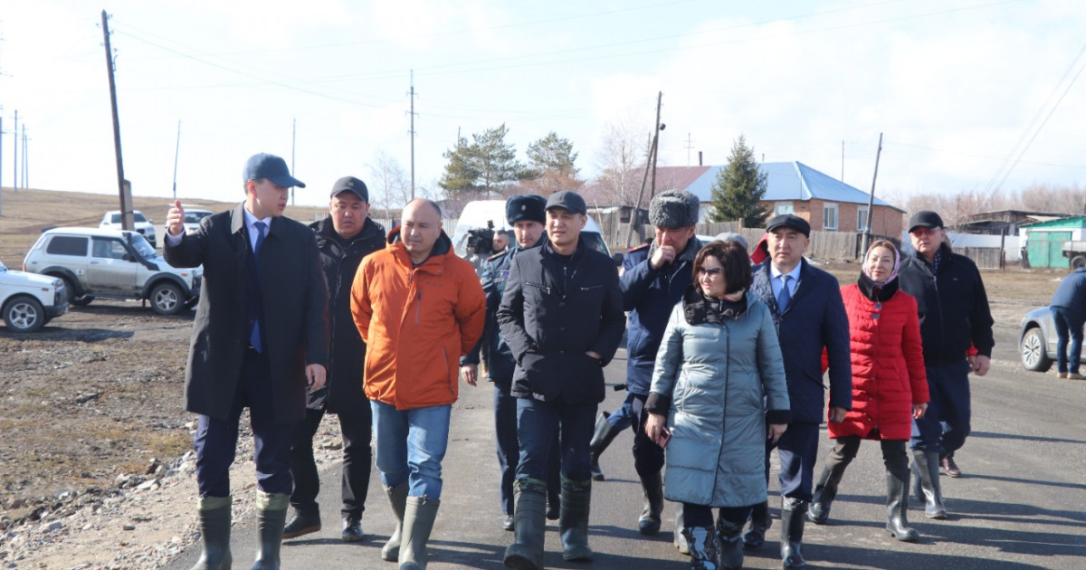 ШҚО-да депутаттар су тасқыны қаупі бар ауылдарға барды