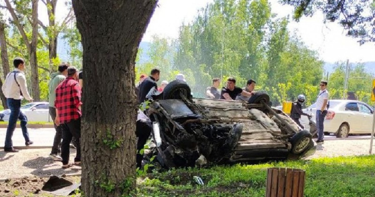 Алматыда жол апатынан 71 жастағы жүргізуші қайтыс болды (ВИДЕО).