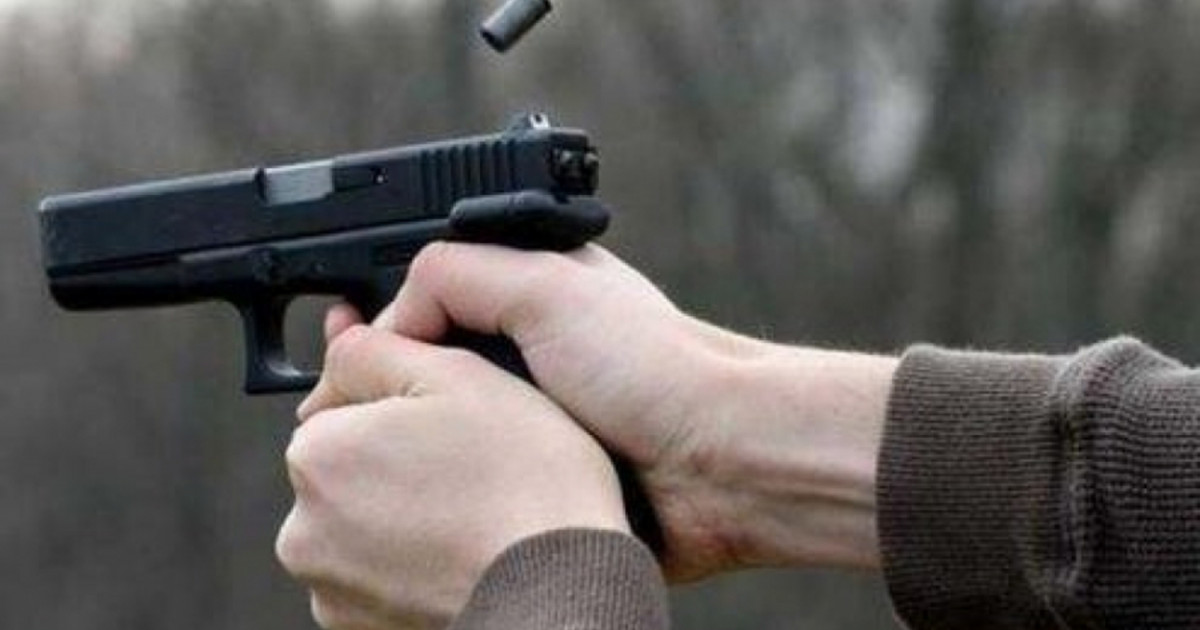 АҚШ мектептерінің бірінде атыс болып, 21 адам қаза тапты