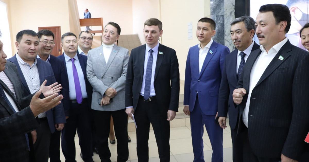 Депутаттар «Жаңа Қазақстанды» құрудағы референдумның рөлін талқылады