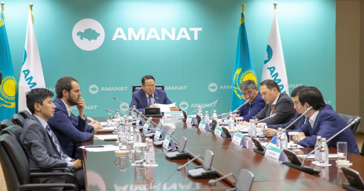 «AMANAT» партиясы азық-түлік бағасына қатысты ұсыныстарын айтты