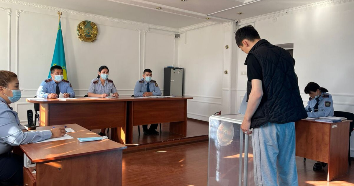 Референдум: Атырауда тергеу изоляторында отырған азаматтар дауыс беруде