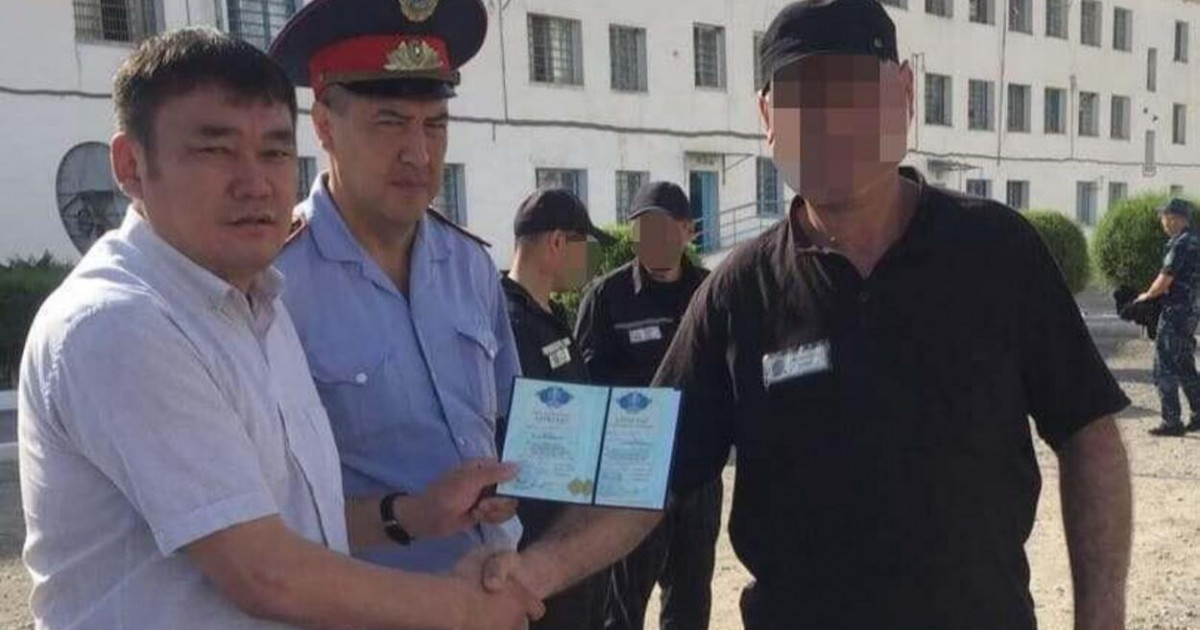 Таразда 39 сотталған азамат аттестат алды