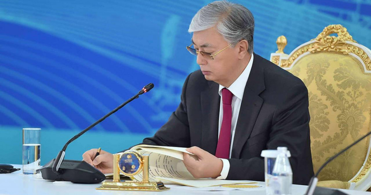Президент бірнеше заңға қол қойды