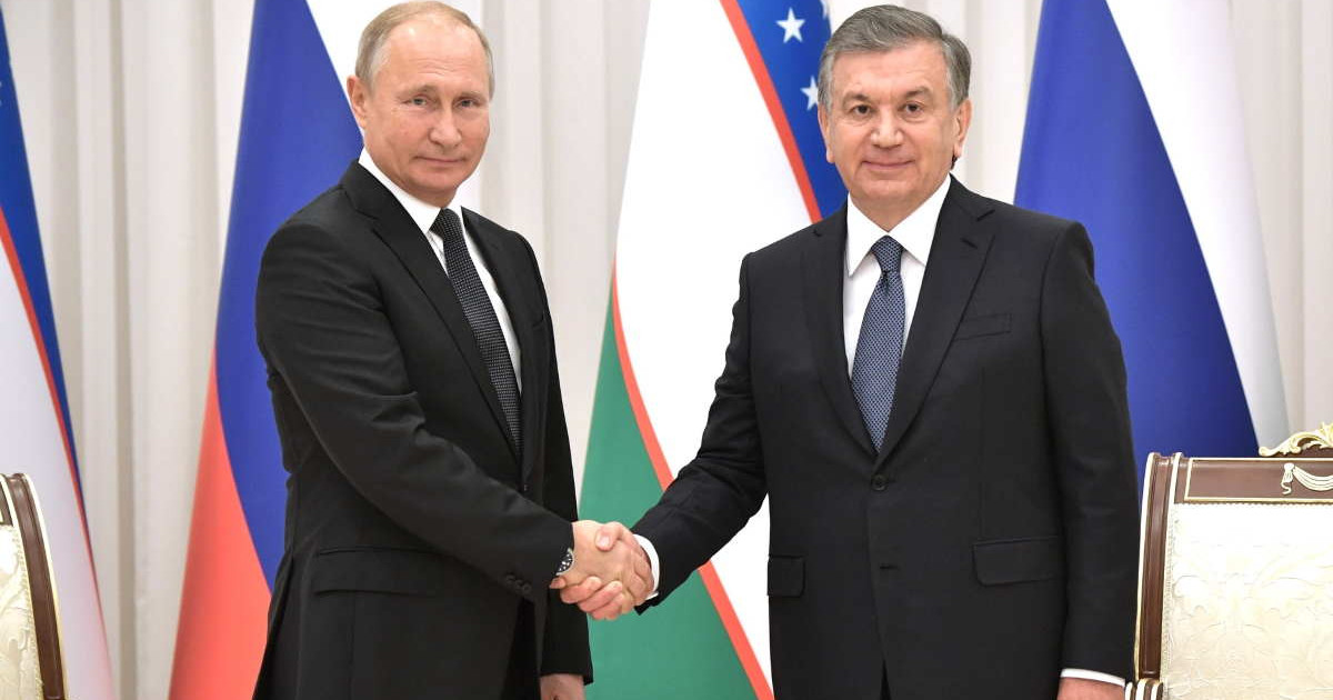 Путин Өзбекстан президентін орденмен марапаттады