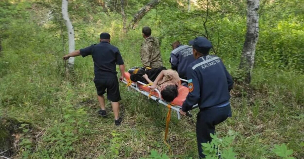 Бурабайда 19 жастағы жігіт таудан құлап, ауруханаға түсті