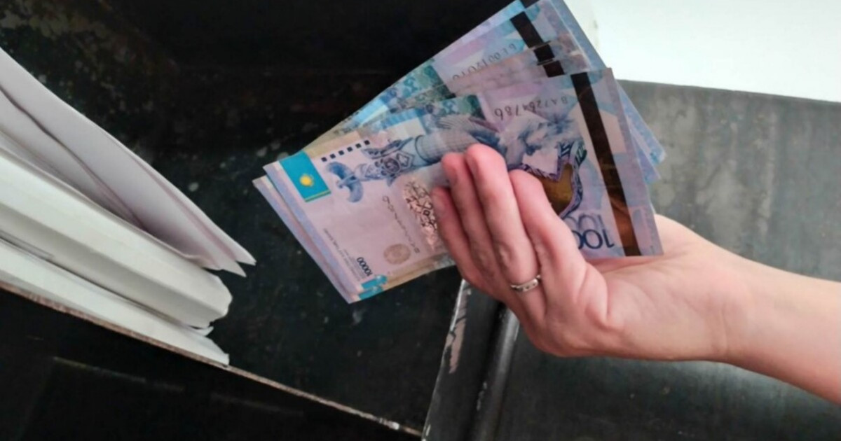 Павлодарда енесінің картасынан ақша ұрлаған келін тергеліп жатыр