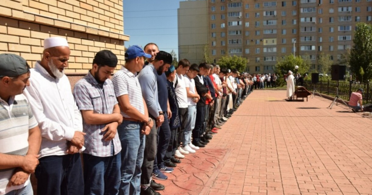 Қостанайлықтар бес жасар Мәдина Ерланқызын соңғы сапарға шығарып салды
