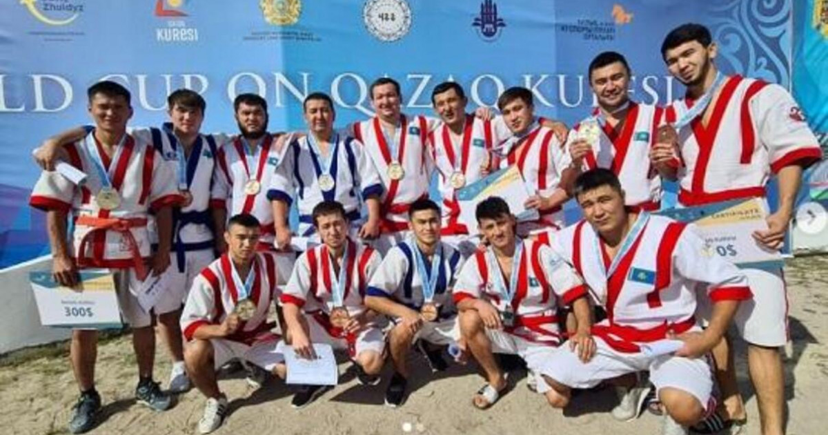Қазақ балуандары Румыниядағы әлем кубогінде 1-орын алды