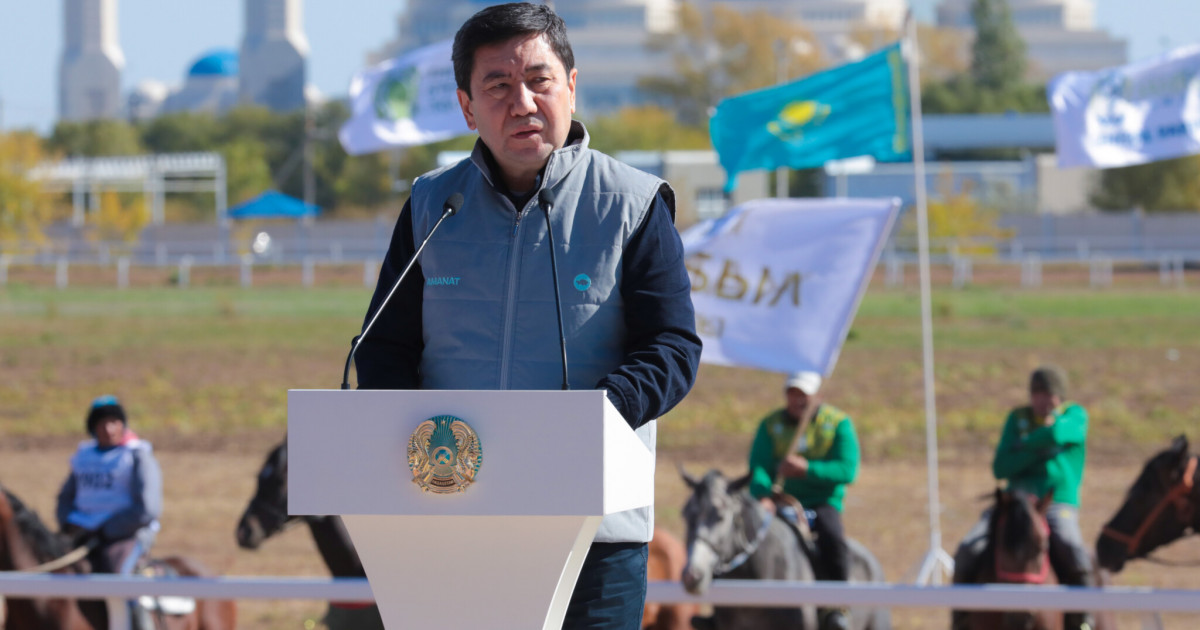 «GGG қазақ боксын дүниежүзілік деңгейге көтерді» – Ерлан Қошанов