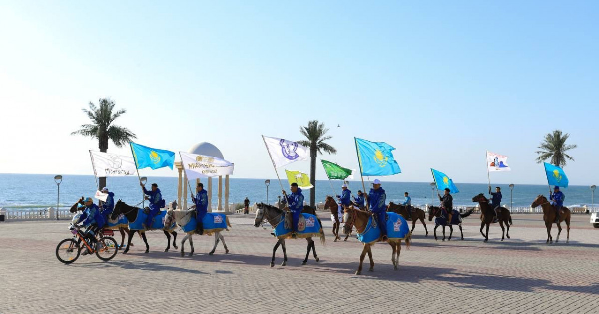 Нұрлан Ноғаев «Ұлы дала жорығы» байқауының жеңімпаздарына ат мінгізді