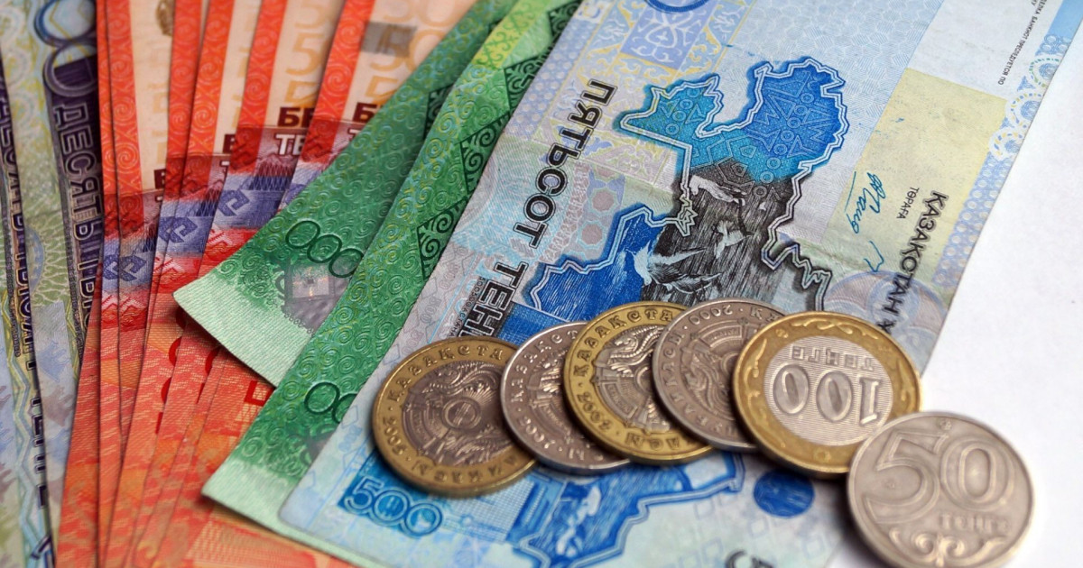 Табысы төмен азаматтарға 50 мың теңгеден беріліп жатыр