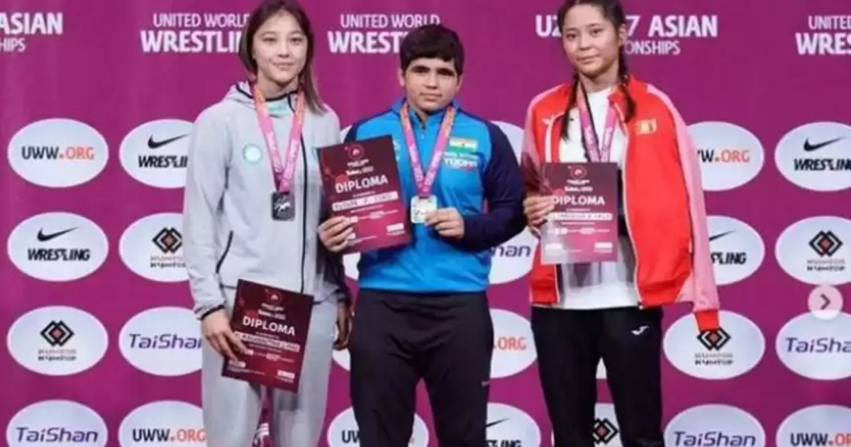 Лаура Алмағанбетова еркін күрестен Азия чемпионы атанды
