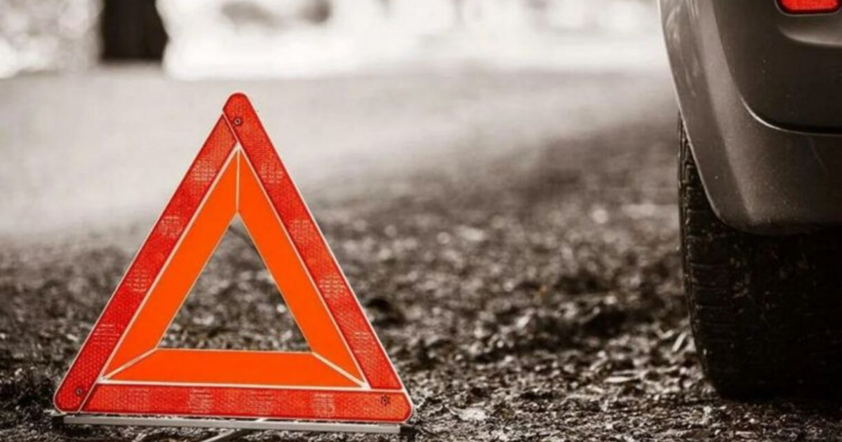 Ақтөбеде балалар мінген көлік жол апатына ұшырады