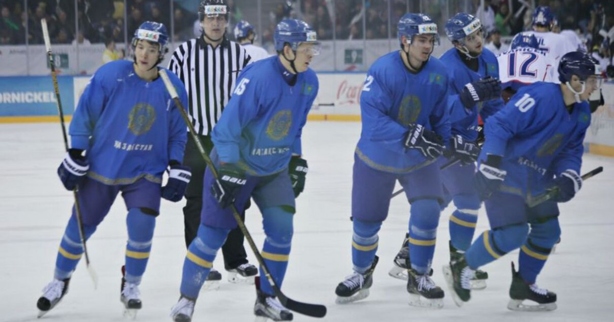 Қазақстандық хоккейшілер екінші мәрте жеңіске жетті