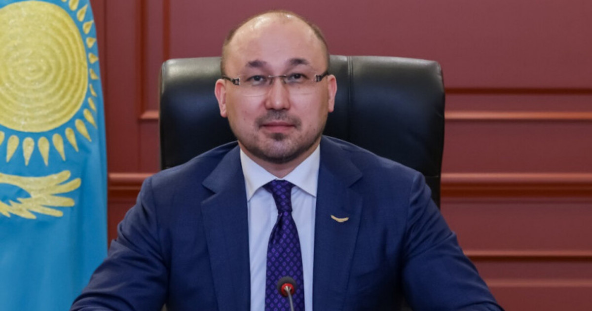 Дәурен Абаев қызметінен кетуіне байланысты пікір білдірді
